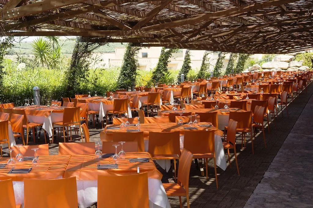 **** מלון Menfi Beach Resort איטליה